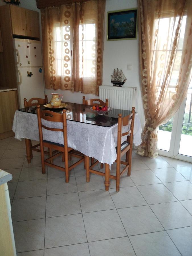 아르고스톨리온 Elenh House 아파트 외부 사진